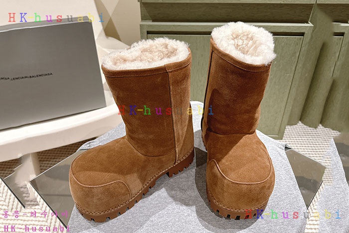 NEW 발렌시아가 부츠 신상 B 656605