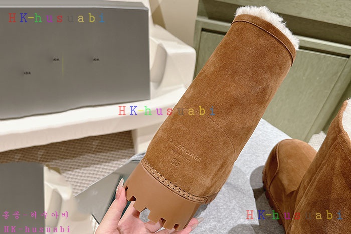 NEW 발렌시아가 부츠 신상 B 656605