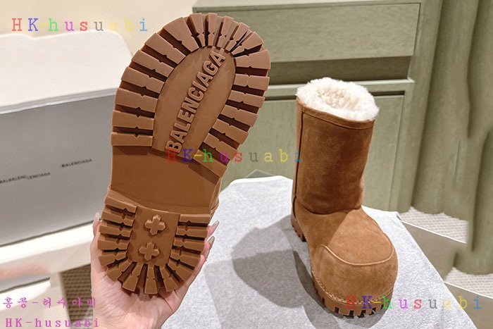 NEW 발렌시아가 부츠 신상 B 656605