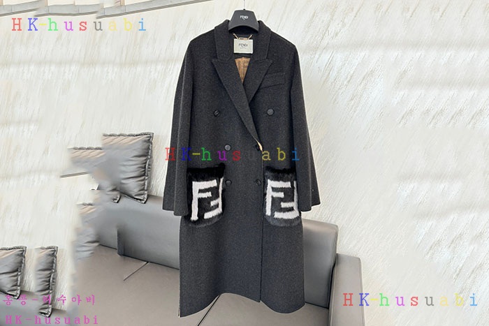 NEW 펜디 가죽코트 신상 FD 411704