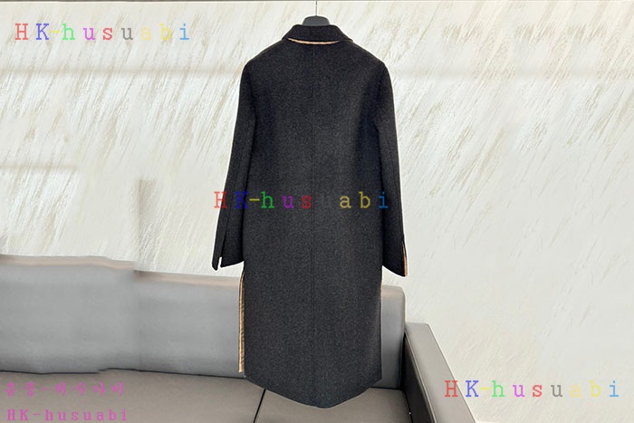 NEW 펜디 가죽코트 신상 FD 411704