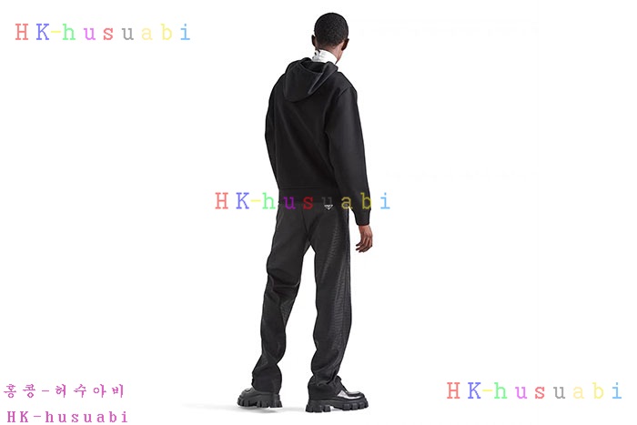 NEW 프라다 후드티 신상 P 0775527