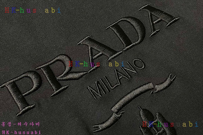 NEW 프라다 후드티 신상 P 0775527