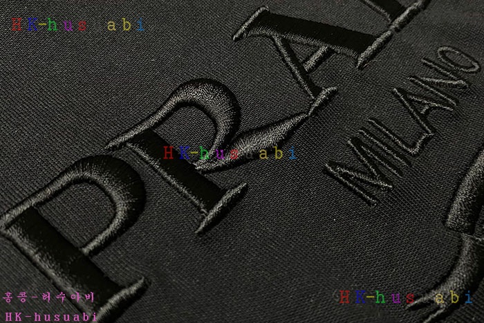 NEW 프라다 후드티 신상 P 0775527