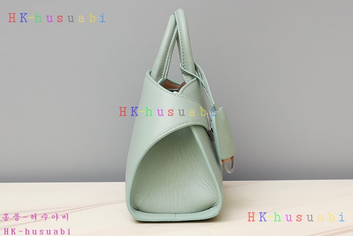 ★미러급★페라가모 허그 미니백  215975-4