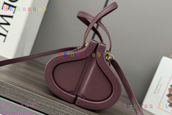 ★미러급★로에베 스몰 클래스프 백 6680400-2