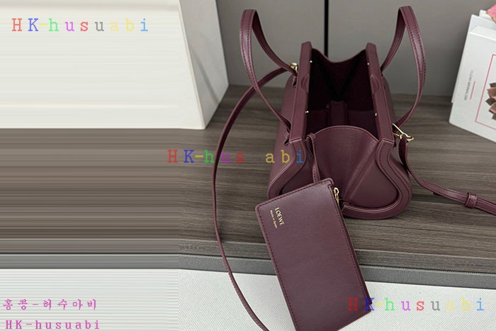 ★미러급★로에베 스몰 클래스프 백 6680400-2