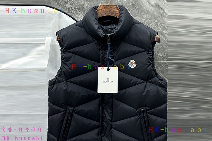 NEW 몽클레어  패딩조끼 신상 M 2070401