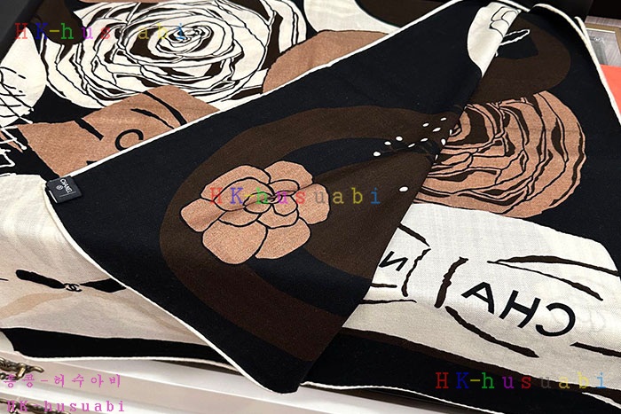 NEW 샤넬  스카프 신상 C 614054