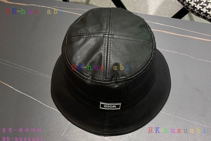 NEW 디올 모자 신상 DR 571402