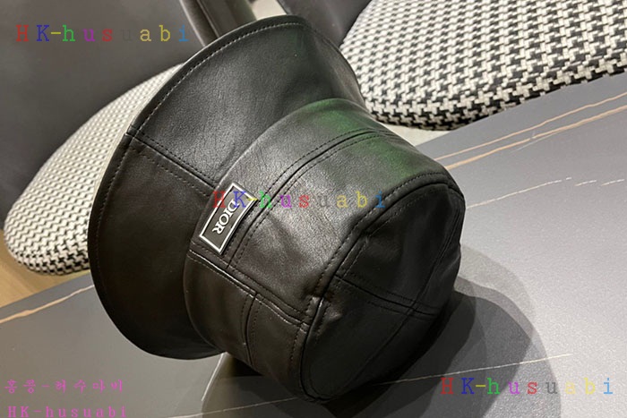 NEW 디올 모자 신상 DR 571402