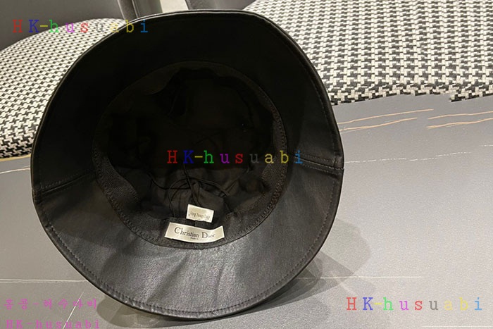 NEW 디올 모자 신상 DR 571402