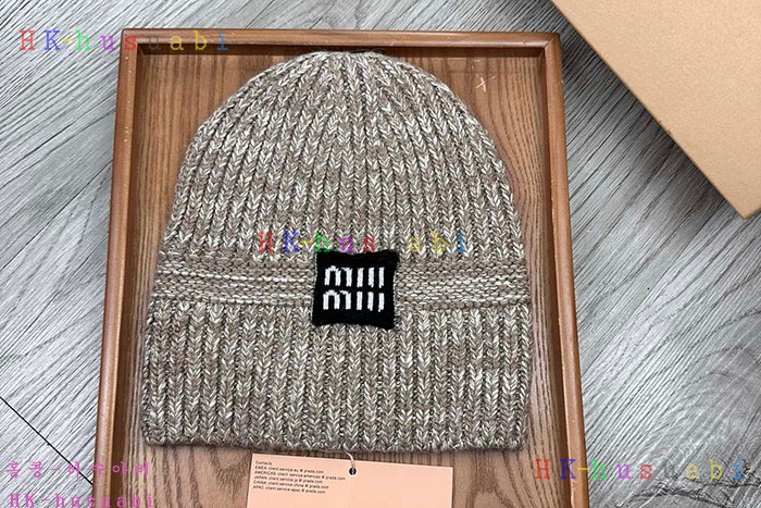 NEW 미우미우 모자 신상 MU 4788012