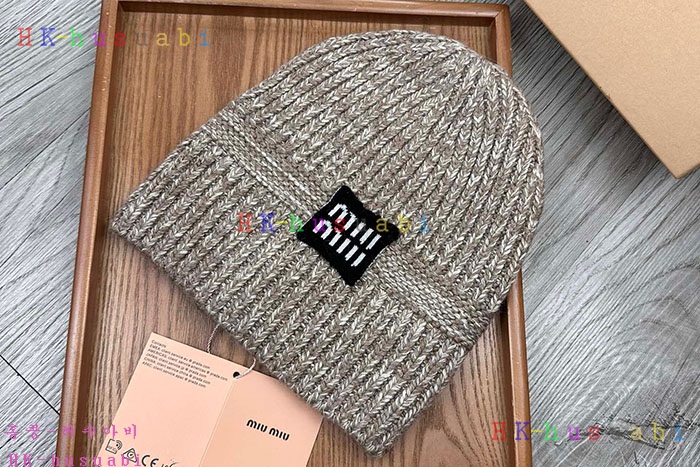 NEW 미우미우 모자 신상 MU 4788012