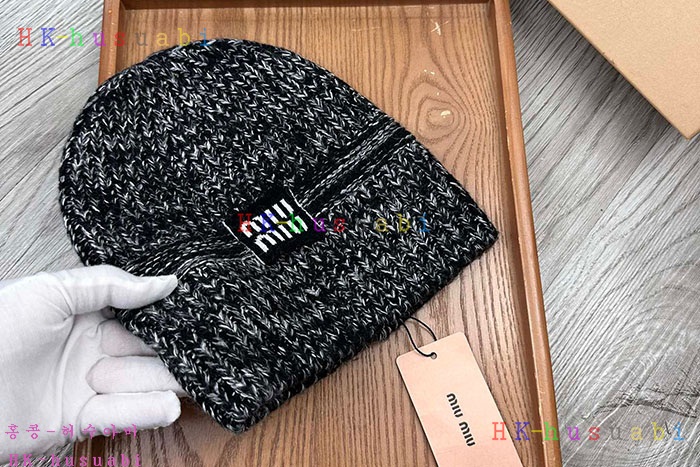 NEW 미우미우 모자 신상 MU 4788015