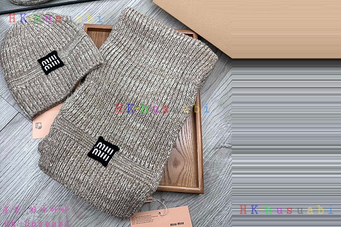 NEW 미우미우 모자 머플러 신상 MU 4788018