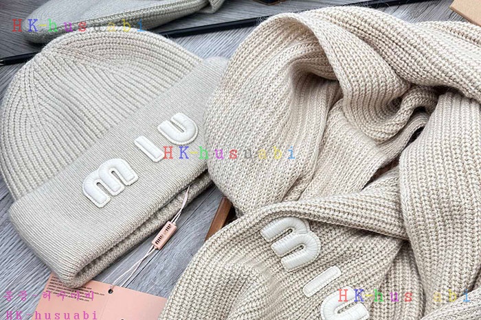 NEW 미우미우 모자 머플러 신상 MU 4788025