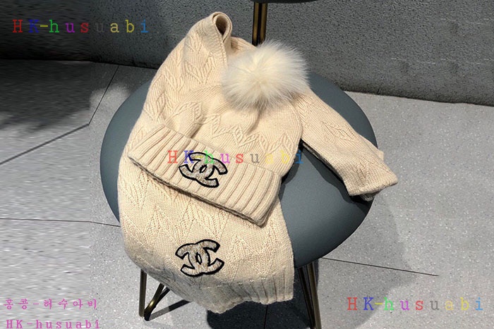 NEW 샤넬 모자 머플러셋트 신상 C 774739