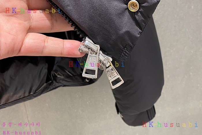NEW 몽클레어 패딩 신상 M 3654470