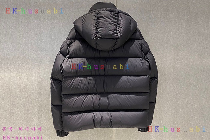 NEW 몽클레어 패딩 신상 M 3654470