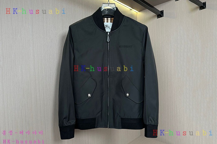 NEW 버버리 자켓  신상 B 70444015