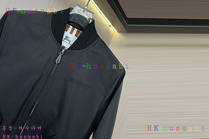 NEW 버버리 자켓  신상 B 70444015