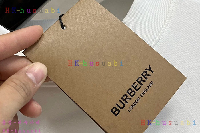 NEW 버버리 긴팔티  신상 B 70444029
