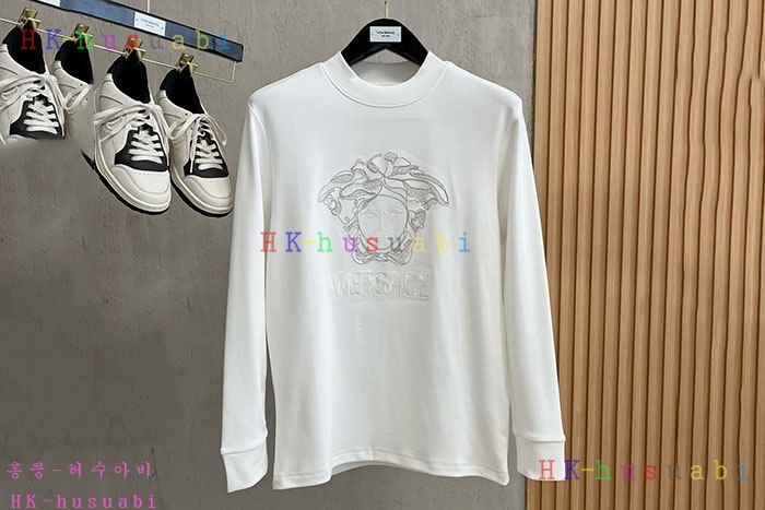 NEW 베르사체 긴팔티 신상 V 6933500
