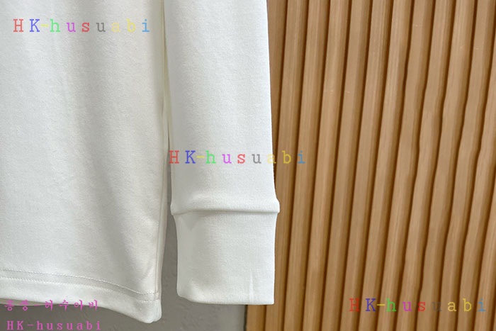 NEW 베르사체 긴팔티 신상 V 6933500