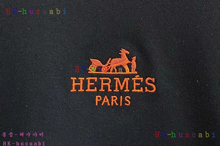 NEW 에르메스 긴팔티 신상 H 114883