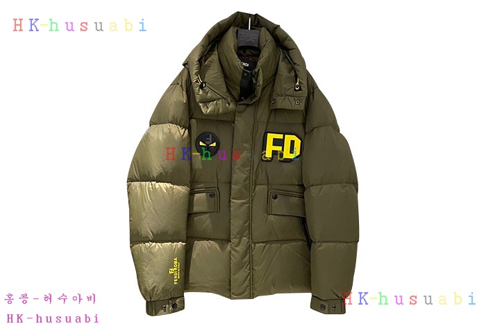 NEW 펜디 패딩 신상 FD 4488579