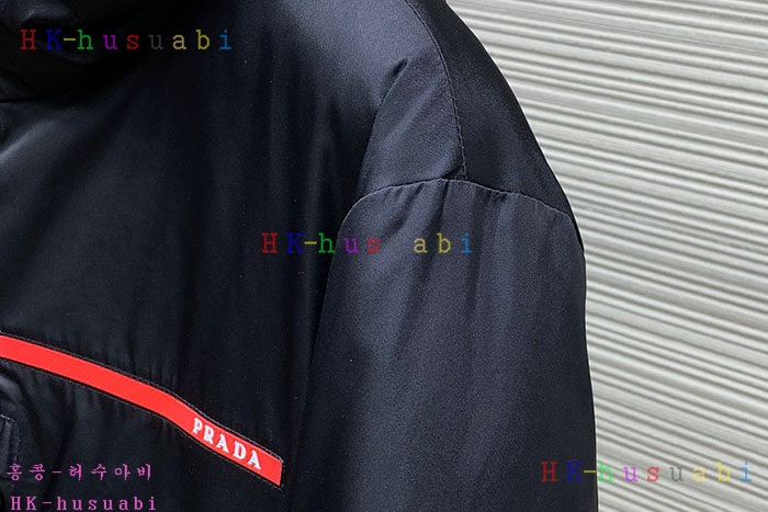 NEW 프라다 패딩 신상 P 4475032