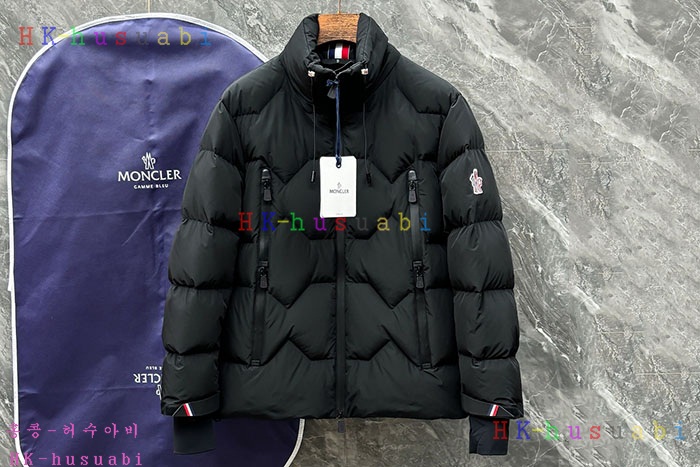 NEW 몽클레어 패딩 신상 M 748072