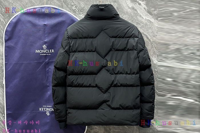 NEW 몽클레어 패딩 신상 M 748072