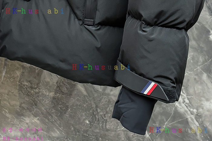 NEW 몽클레어 패딩 신상 M 748072