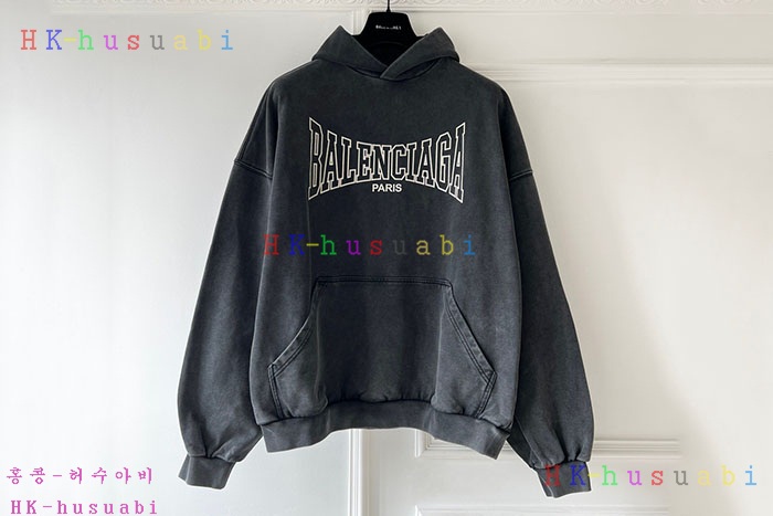 NEW 발렌시아가 후드티 신상 B 689905