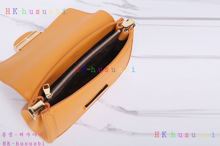★미러급★루이비통 도핀 소프트 MM M25048
