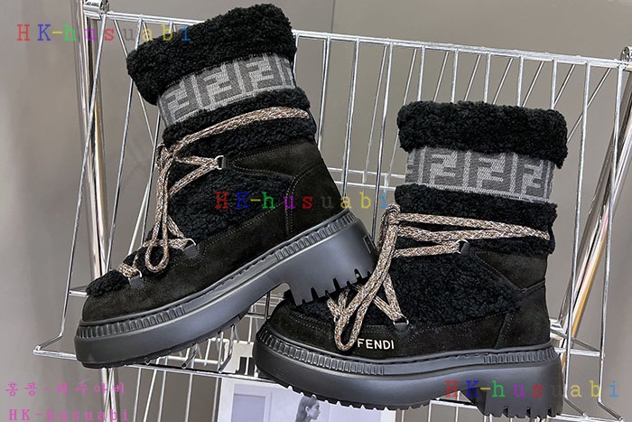 NEW 펜디 부츠 신상 FD 6988702