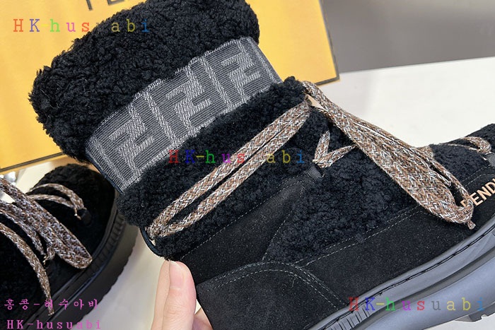 NEW 펜디 부츠 신상 FD 6988702