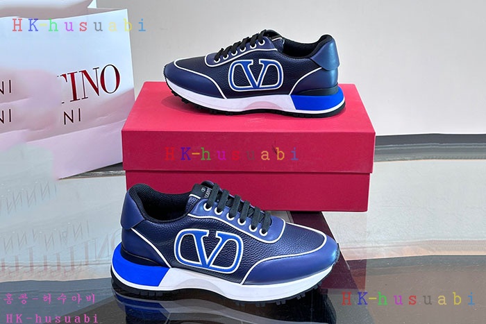 NEW 발렌티노 스니커즈 신상 V 558001