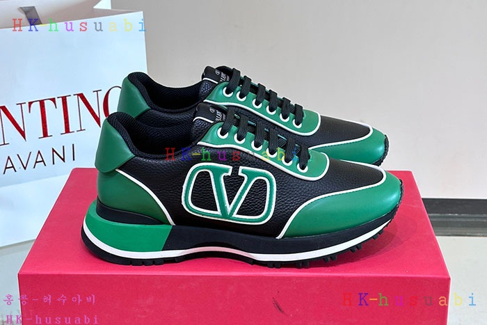 NEW 발렌티노 스니커즈 신상 V 558002