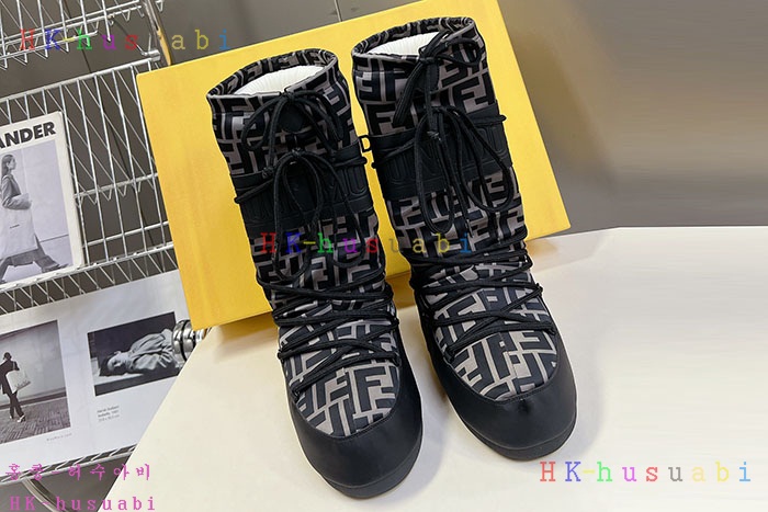 NEW 펜디 부츠 신상 F 4222501
