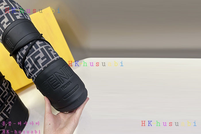 NEW 펜디 부츠 신상 F 4222501