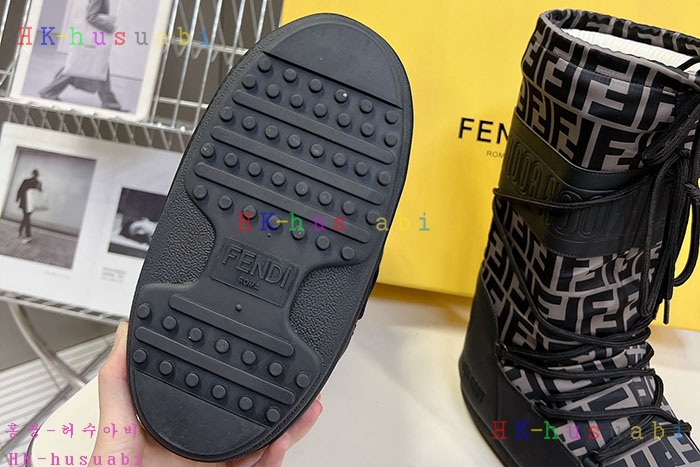 NEW 펜디 부츠 신상 F 4222501