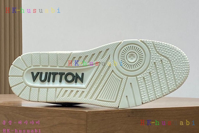 NEW 루이비통 스니커즈 신상 LV 958004
