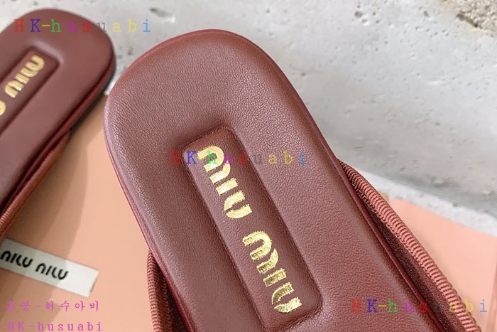 NEW 미우미우 신발 신상 MU 5833015