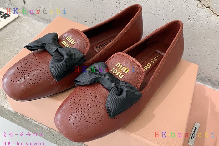 NEW 미우미우 신발 신상 MU 5833016