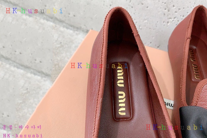 NEW 미우미우 신발 신상 MU 5833016