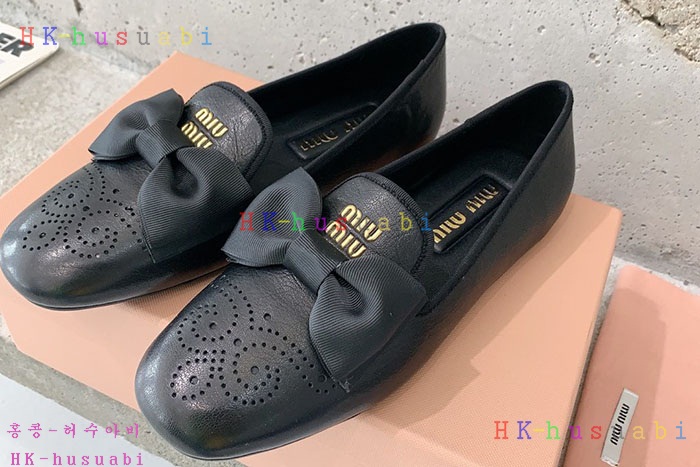 NEW 미우미우 신발 신상 MU 5833018