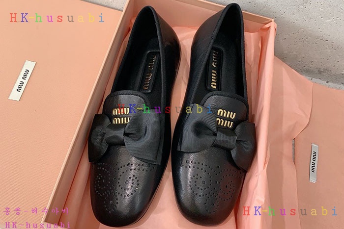 NEW 미우미우 신발 신상 MU 5833018
